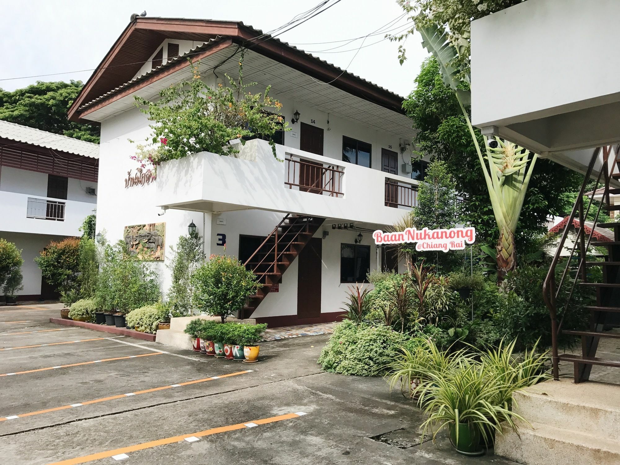 Baan Nukanong Guesthouse Chiang Rai Exterior foto